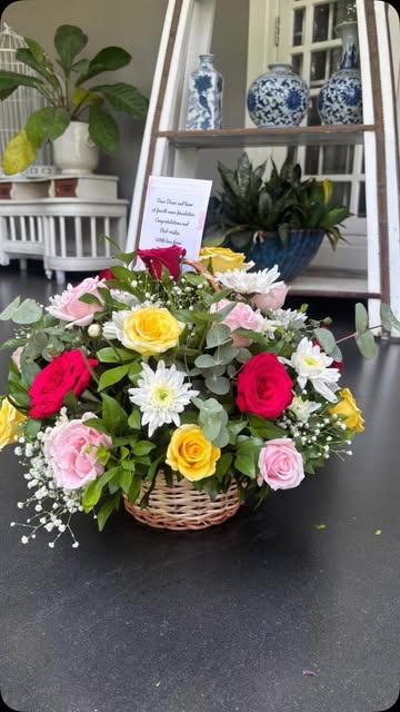 Mixed rose and chrysanthemum basket with gift card